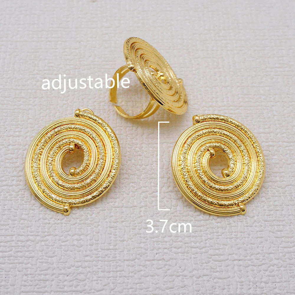 Parure Akosua Gold Dome (boucles d'oreilles et bague)