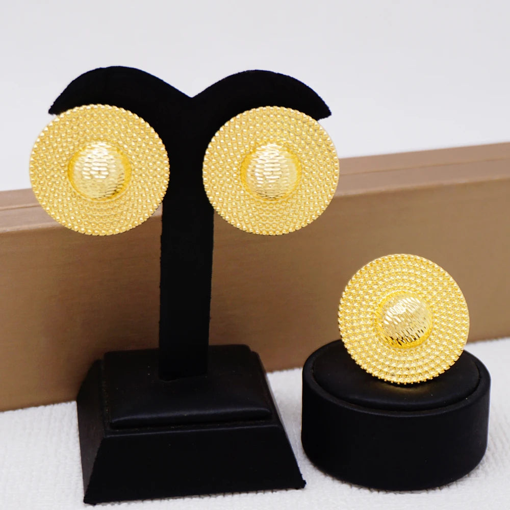 Parure Akosua Gold Dome (boucles d'oreilles et bague)