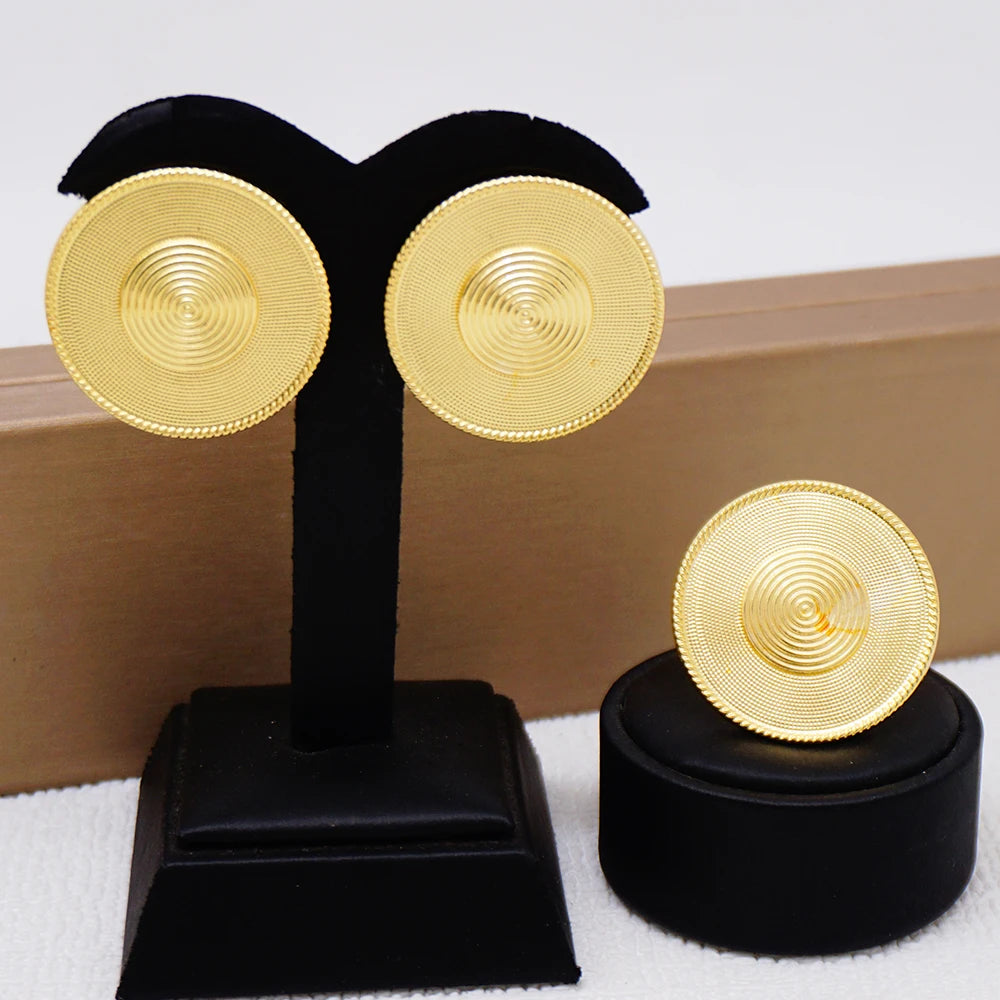 Parure Akosua Gold Dome (boucles d'oreilles et bague)